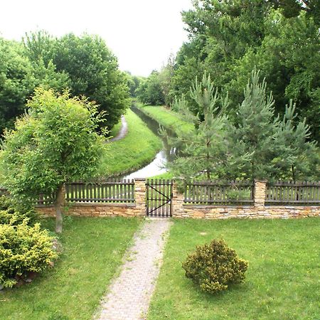Hostel Zamosc - Pokoje Goscinne - Bezplatny Parking ภายนอก รูปภาพ