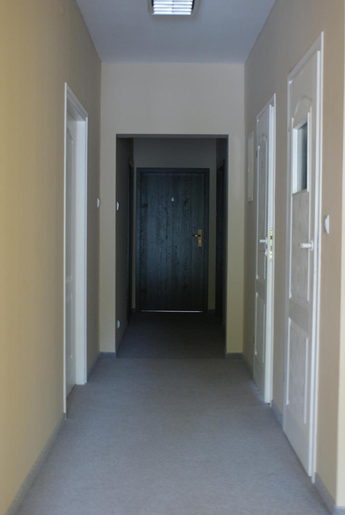 Hostel Zamosc - Pokoje Goscinne - Bezplatny Parking ภายนอก รูปภาพ