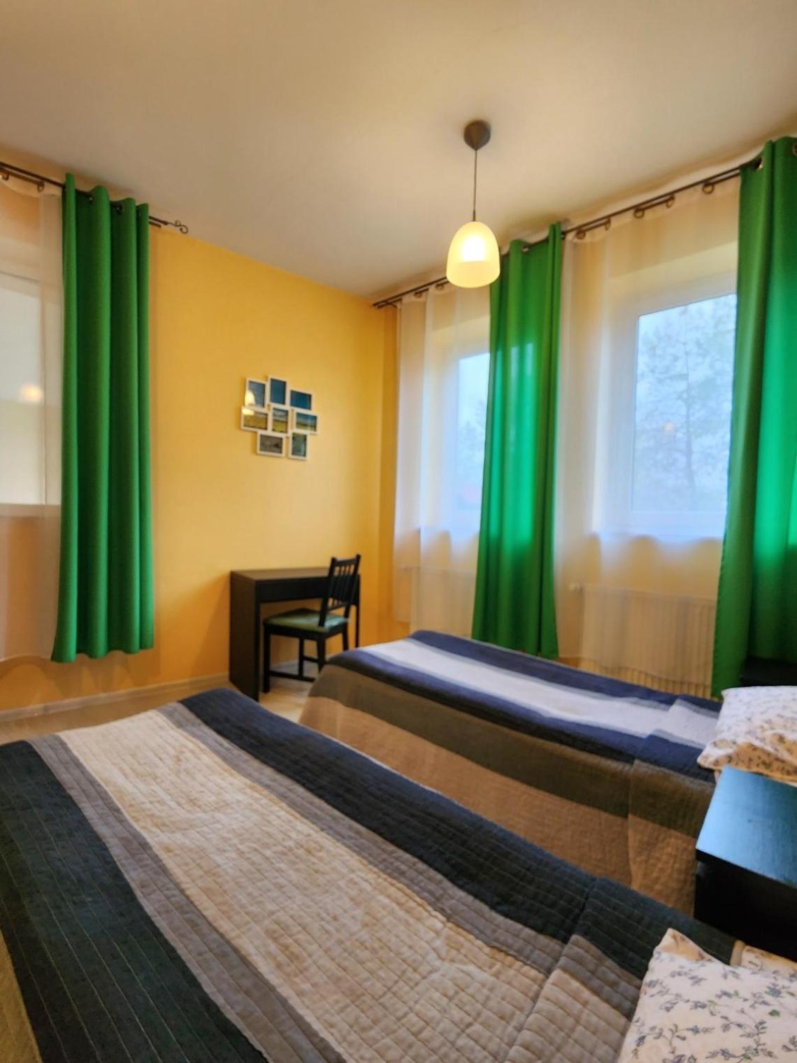 Hostel Zamosc - Pokoje Goscinne - Bezplatny Parking ภายนอก รูปภาพ