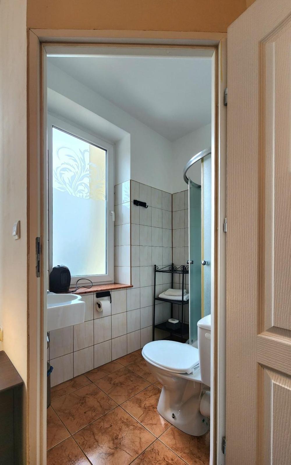 Hostel Zamosc - Pokoje Goscinne - Bezplatny Parking ภายนอก รูปภาพ